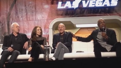 Michael Dorn and Brent Spiner funniest story behind the scenes of Star Trek TNG